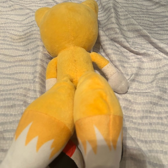Sonic The Hedgehog Yellow Tails Sega Toy Factory 12" Plush - Picture 2 of 4